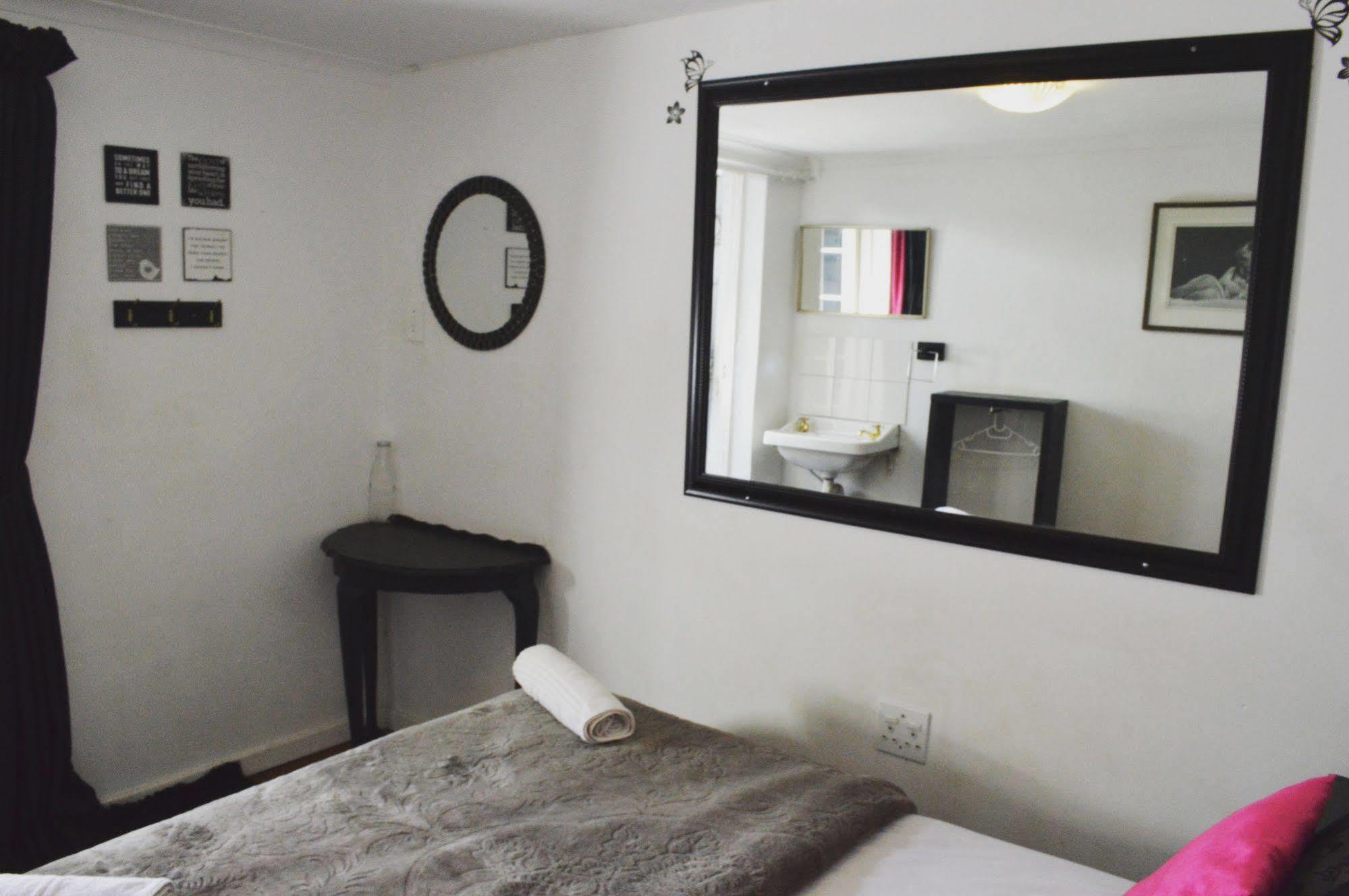 Homebase Melville Backpackers 요하네스버그 외부 사진